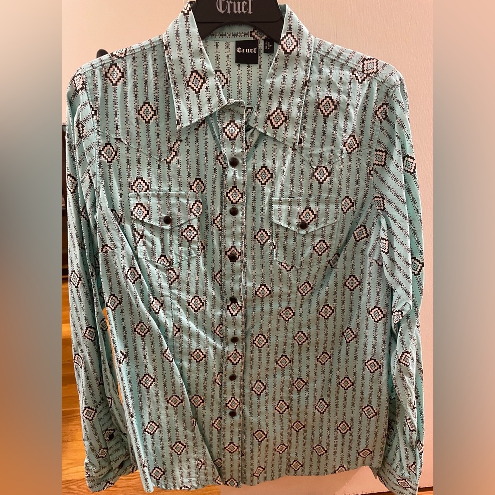 Women’s cruel girl western button down shirt